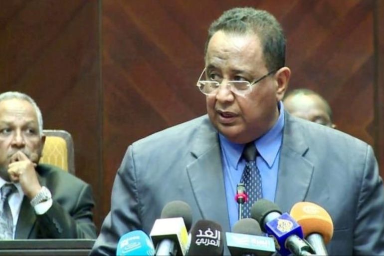 甘杜尔对苏丹政府无法承担对外交使团的财政义务而提出猛烈批评 [半岛电视台]