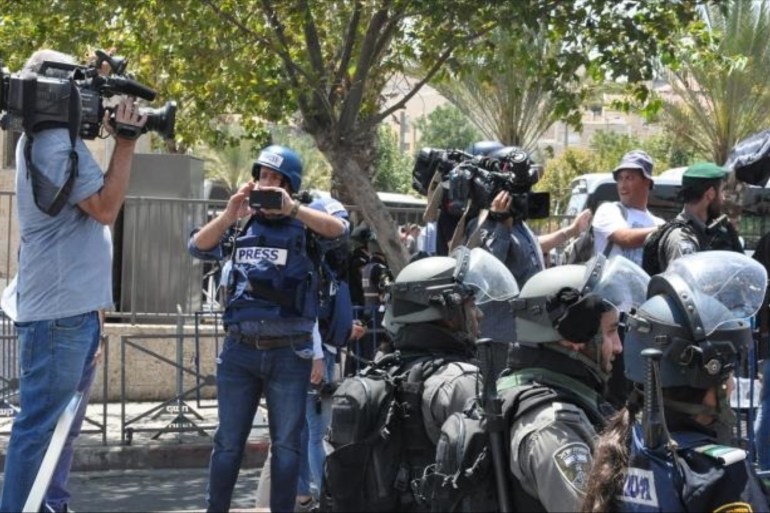 在耶路撒冷与阿克萨发生的事件后，以色列占领军蓄意抓捕新闻工作人员[半岛电视台]
