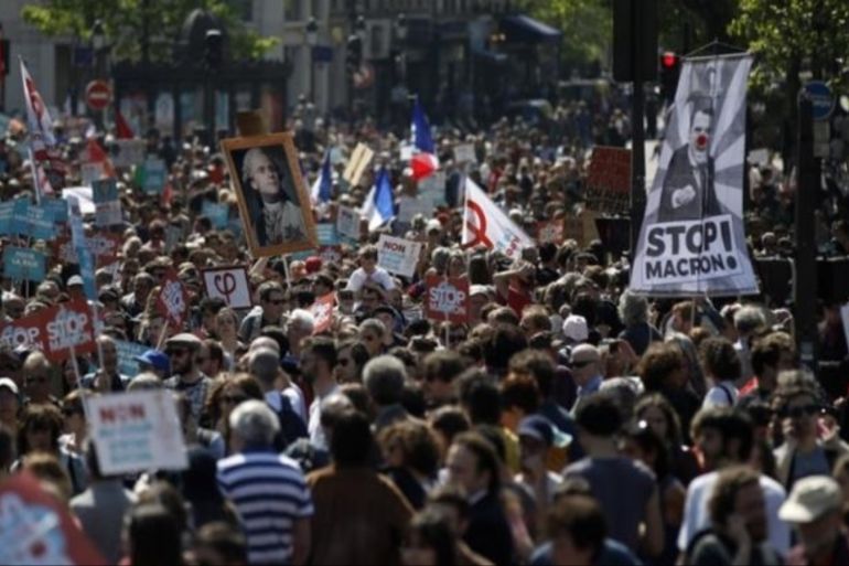 法国爆发示威游行 谴责马克龙政策
