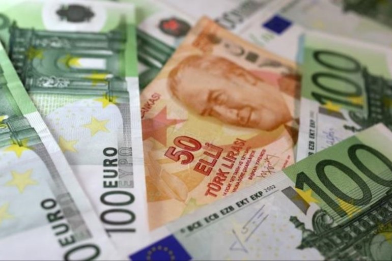 Turkey responded to the dollar crisis by issuing euro-denominated bonds