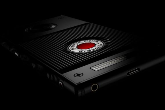 Red Hydrogen holographic display (RED)