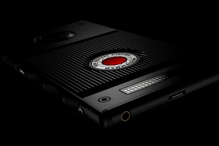 Red Hydrogen holographic display (RED)