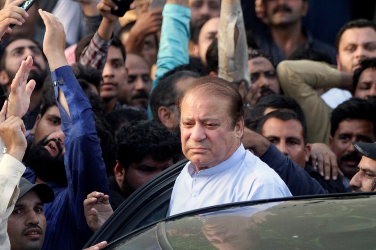Former Prime Minister Nawaz Sharif, who was temporarily released from prison, arrives to attend funeral services for his wife, Kulsoom, in Lahore, Pakistan September 14, 2018. REUTERS/Mohsin Raza