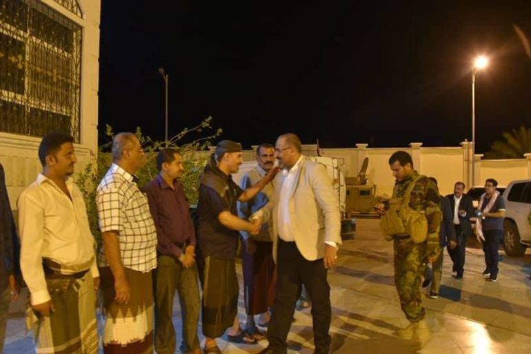عيدروس وصل مساء أمس إلى عدن قادما من أبوظبي الصورة بثها نشطاء جنوبيون