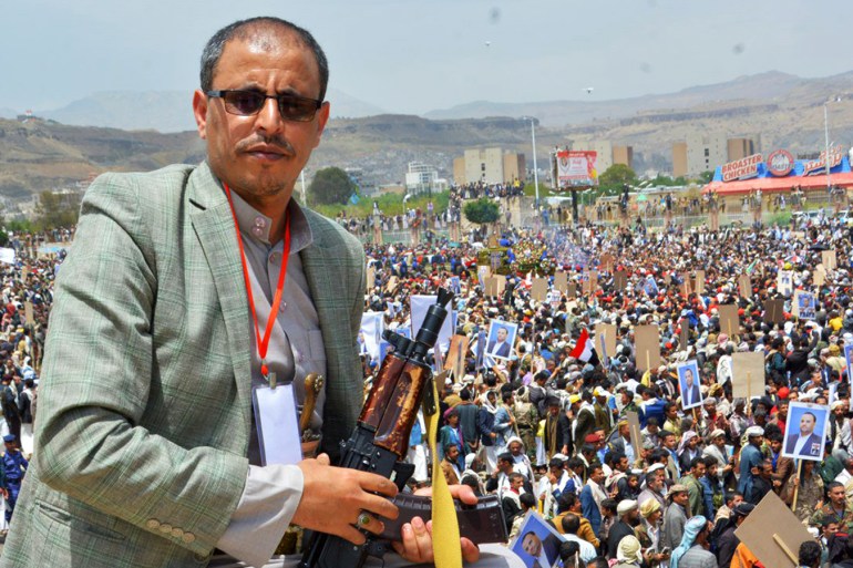 وزير الإعلام في حكومة الحوثيين ضيف الله الشامي (مواقع التواصل)
