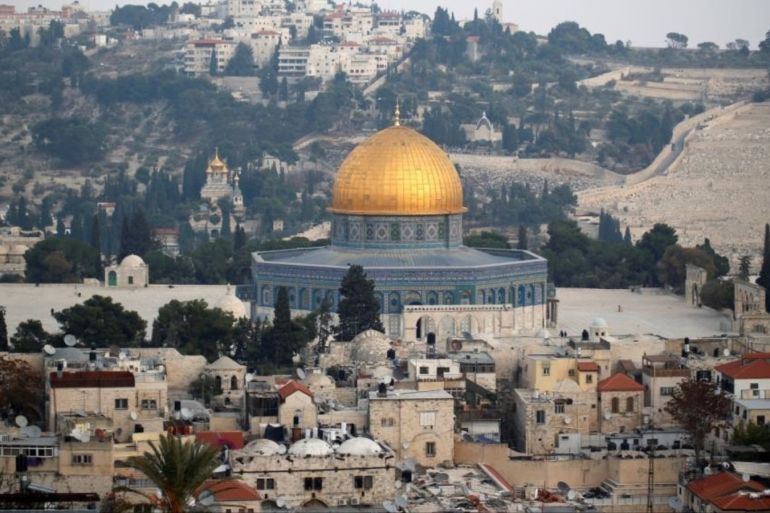 The islamic parliament and the culture ministers of the Arab league have decided that Jerusalem will become the permanent capital of Arab and islamic culture