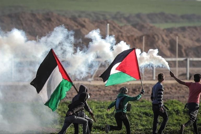 Two people died in the west bank and gaza during the "return march" and demonstrations to break the blockade