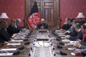 阿富汗总统阿什拉夫·加尼，美国特别代表和塔利班最近的会晤相对成功。 [阿富汗总统府/ 美联社]