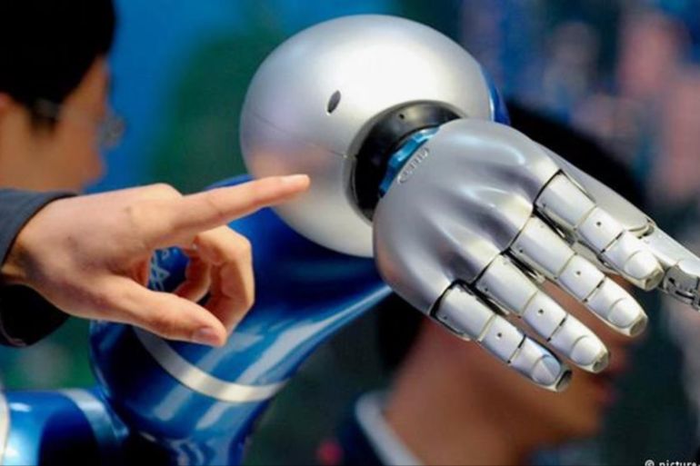 A medical revolution, an industrial hand that gives the ability to sense