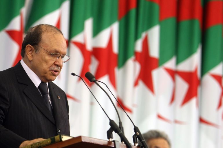 Algerian President Abdelaziz Bouteflika, re-elected for a third mandate on 09 April, takes the oath of office in Algiers, Algeria on 19 April 2009. The swearing-in, taking place in compliance with article 75 of the Constitution, was held at the Nations Palace in the presence of senior executives of the nation's highest authorities. EPA/MOHAMED MESSARA