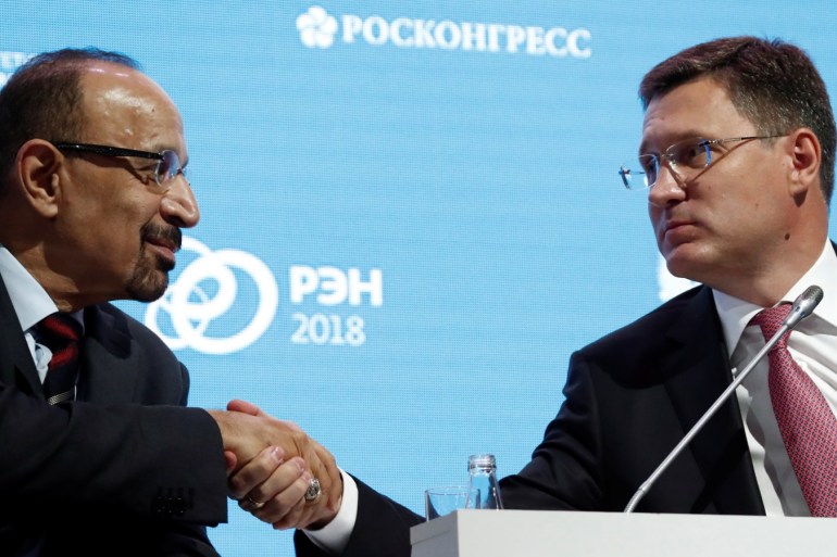 Saudi Energy Minister Khalid al-Falih shakes hands with Russian Energy Minister Alexander Novak during a session of the Russian Energy Week international forum in Moscow, Russia October 4, 2018. REUTERS/Sergei Karpukhin