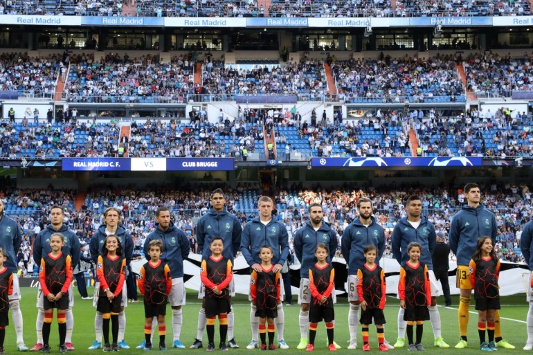 MADRID, SPAIN - OCTOBER 01: General view inside the stadium as Real Madrid line up prior to the UEFA Champions League group A match between Real Madrid and Club Brugge KV at Bernabeu on October 01, 2019 in Madrid, Spain. (Photo by Gonzalo Arroyo Moreno/Getty Images)