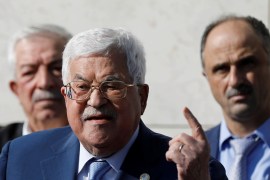 Palestinian President Mahmoud Abbas gestures as he speaks during a ceremony marking the 15th anniversary of the death of his predecessor Yasser Arafat, in Ramallah in the Israeli-occupied West Bank, November 11, 2019. REUTERS/Mohamad Torokman