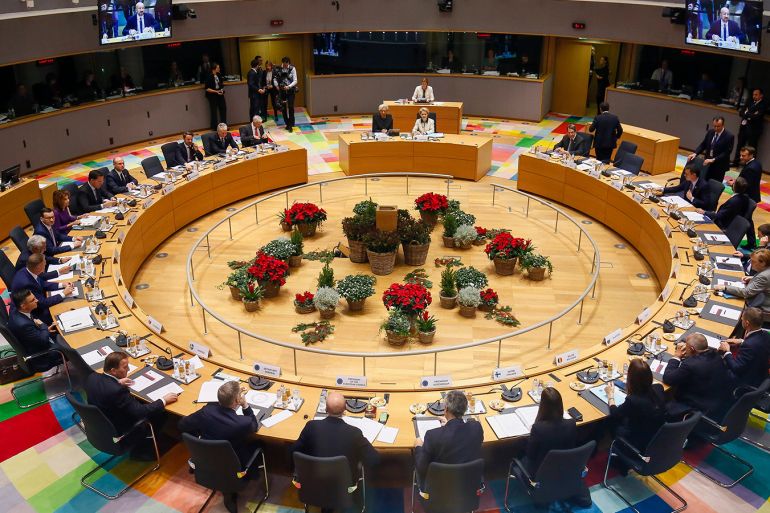 epa08068228 A general view at the start of the second day of the European Council summit in Brussels, Belgium, 13 December 2019. EU leaders gathered in Brussels on 12 and 13 December to discuss climate change, the EU's long-term budget and external relations, the economic and monetary union and Brexit, among other issues. EPA-EFE/JULIEN WARNAND / POOL