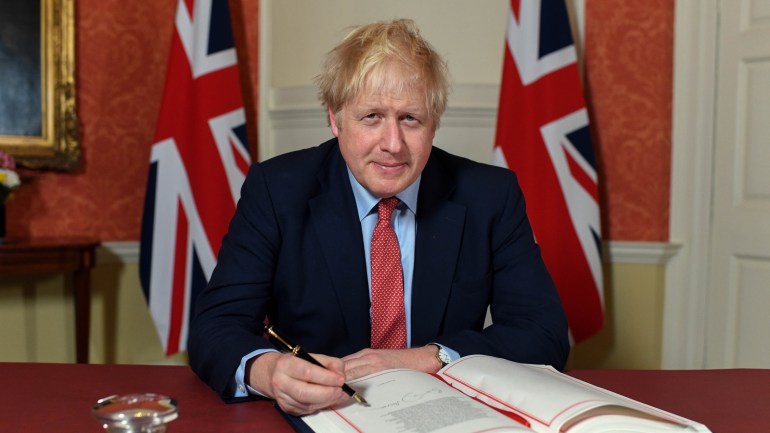 British PM Johnson signs Brexit withdrawal agreement- - LONDON, UNITED KINGDOM - JANUARY 24 : (----EDITORIAL USE ONLY –MANDATORY CREDIT -