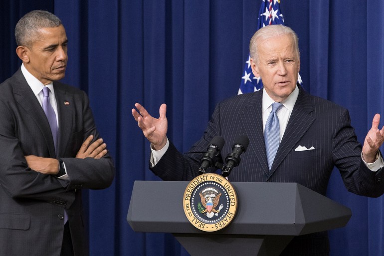 epa05674560 US Vice President Joe Biden (R) delivers remarks beside US President Barack Obama (L), at the signing ceremony for the 21st Century Cures Act, in the Eisenhower Executive Office Building in Washington, DC, USA, 13 December 2016. The 21st Century Cures Act, which was passed in Congress with overwhelming bipartisan support, provides funding for initiatives such as US Vice President Joe Biden's 'Cancer Moonshot' - an effort aimed at curing cancer. The law will also provide funds for the prevention and treatment of opioid addiction and changes to the delivery of mental health services, among other provisions. EPA/MICHAEL REYNOLDS