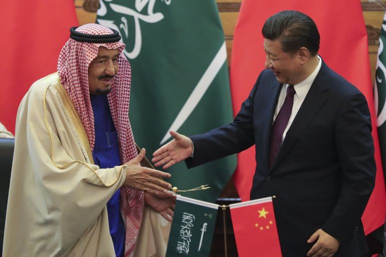 BEIJING, CHINA - MARCH 16: Chinese President Xi Jinping (R) shake hands with Saudi Arabia's King Salman bin Abdulaziz Al Saud during a signing ceremony at the Great Hall of the People on March 16, 2017 in Beijing, China. At the invitation of President Xi Jinping, King Salman Bin Abdul-Aaziz Al-Saud of the Kingdom of Saudi Arabia will pay a state visit to China from March 15 to 18, 2017. (Photo by Lintao Zhang/Pool/Getty Images)