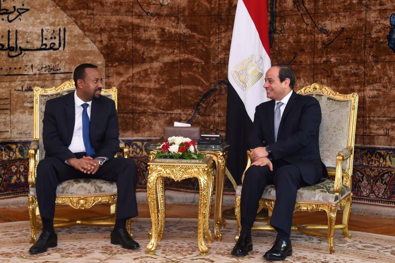 Egyptian President Abdel Fattah al-Sisi meets meets with Ethiopian PM Abiy Ahmed at the Ittihadiya presidential palace in Cairo