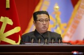 朝鲜领导人金正恩本月主持了一系列导弹试验（路透社）