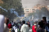 1 月 17 日喀土穆爆发了百万人大游行示威活动（阿纳多卢通讯社）