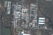 卫星图像显示俄罗斯军队驻扎在靠近乌克兰边境的索洛蒂地区（路透社）