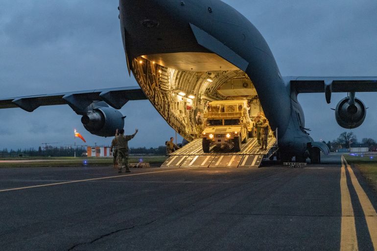 First U.S. reinforcement troops for Europe arrive in Germany