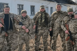 自愿加入乌克兰军队作战的外国人中有前国防部长和议会议员，也有世界上最危险的狙击手 (社交网站)