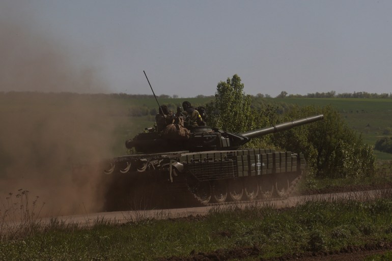 乌克兰军队表示继续摧毁巴赫穆特的俄罗斯军队（路透）