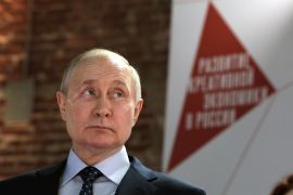 俄罗斯总统普京出现在莫斯科的一场会展上（路透社）