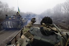 2月14日，一支乌克兰部队车队前往顿涅茨克地区的杰巴利采沃 (法国媒体)