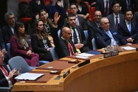 美国否决了安理会关于巴勒斯坦申请成为联合国正式会员国的决议